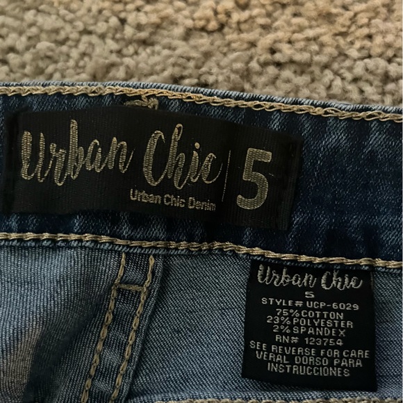 Never wore size 5 Urban chic skinny ankle jeans - Picture 3 of 5